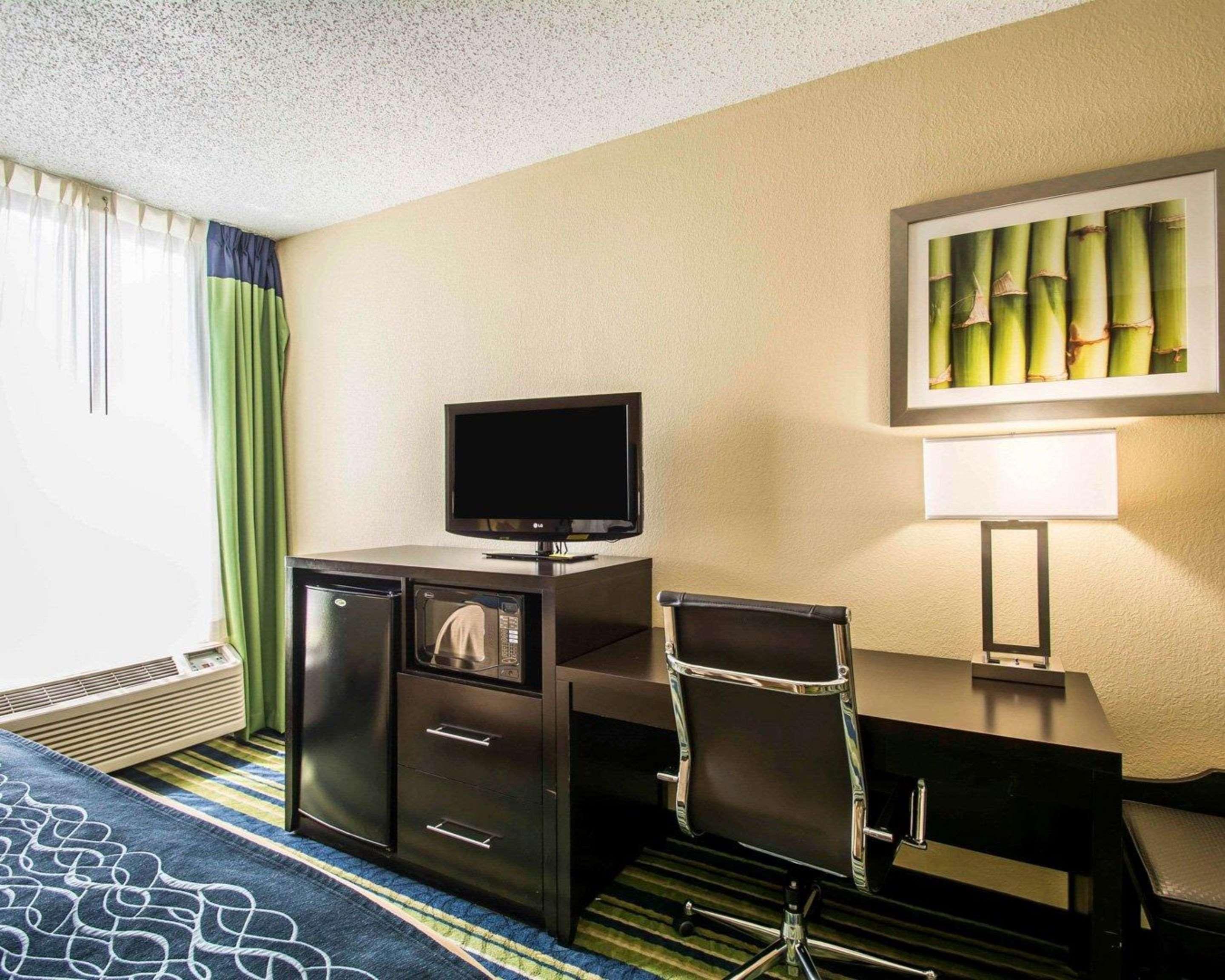 Comfort Inn & Suites Lantana - West Palm Beach South Buitenkant foto