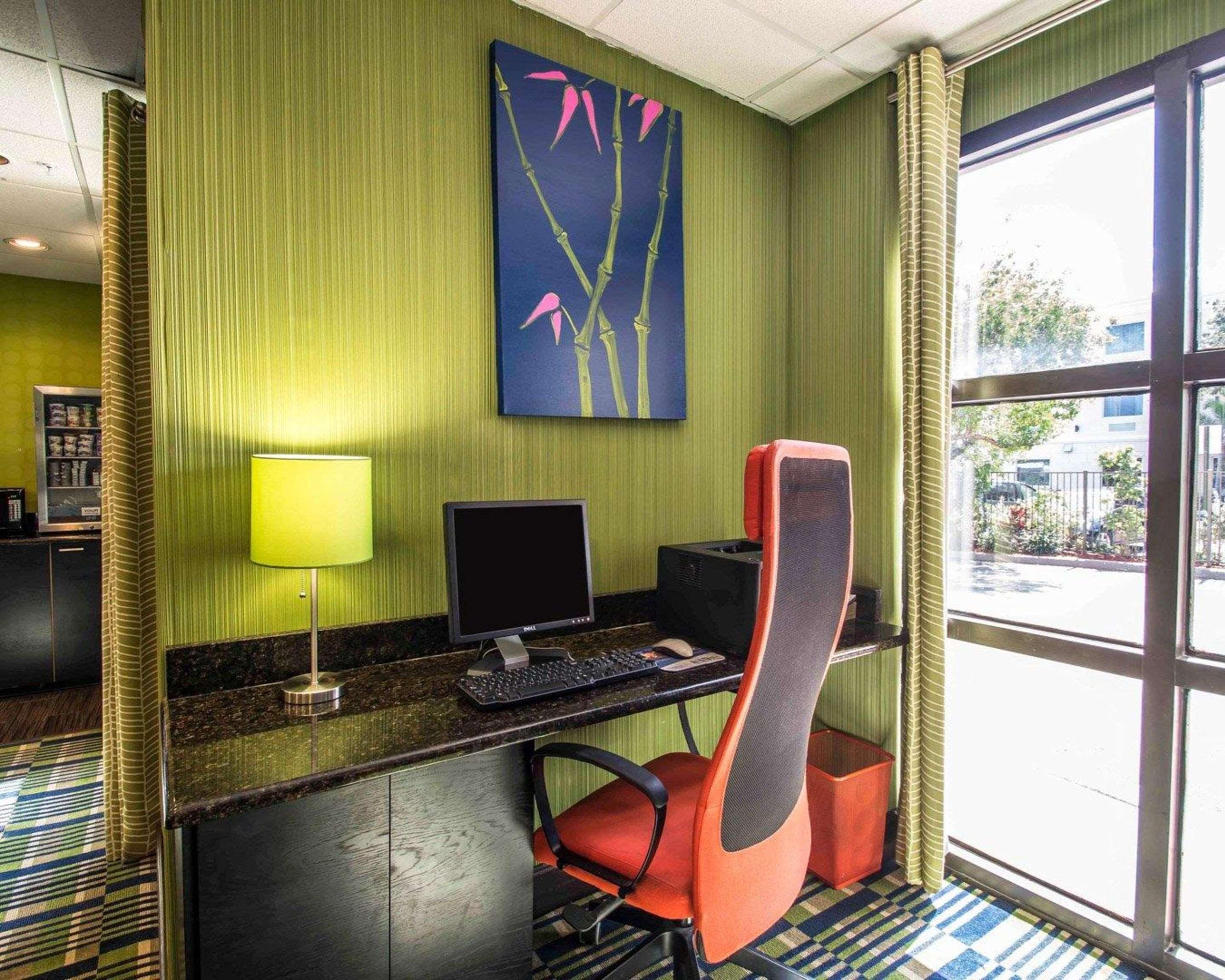 Comfort Inn & Suites Lantana - West Palm Beach South Buitenkant foto