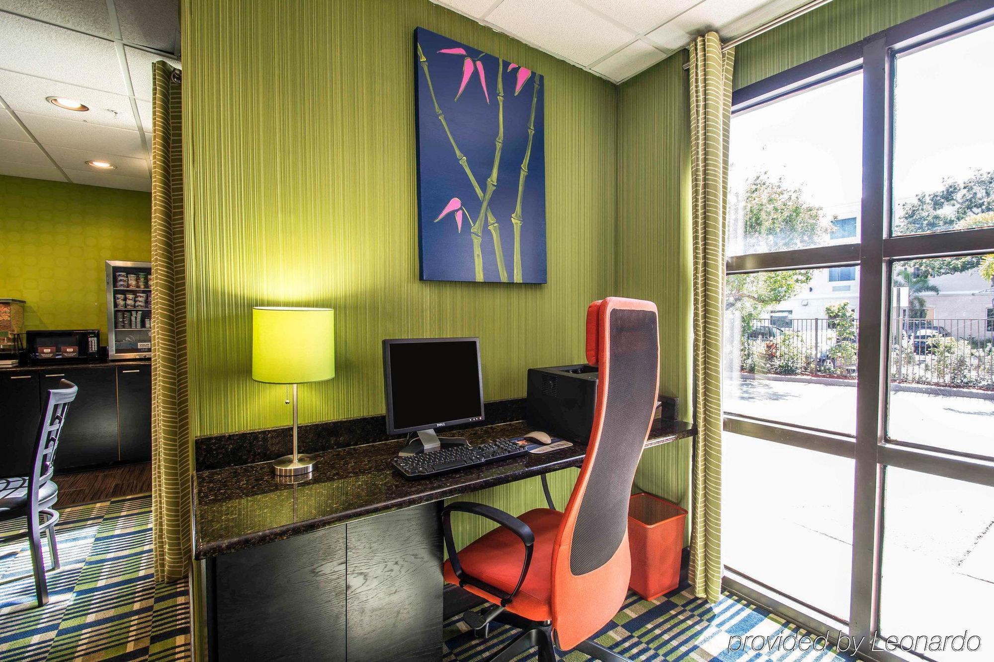 Comfort Inn & Suites Lantana - West Palm Beach South Buitenkant foto