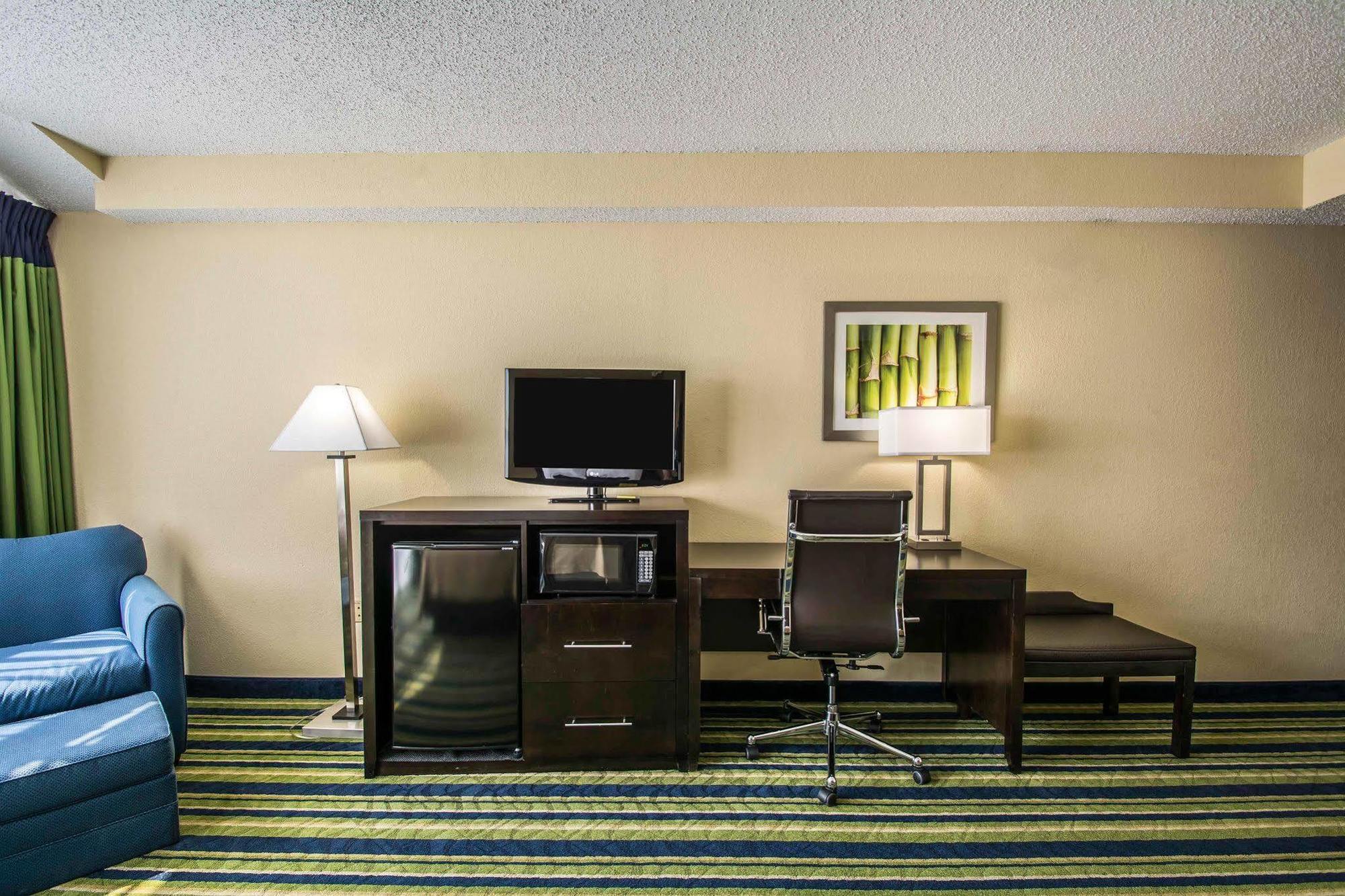 Comfort Inn & Suites Lantana - West Palm Beach South Buitenkant foto